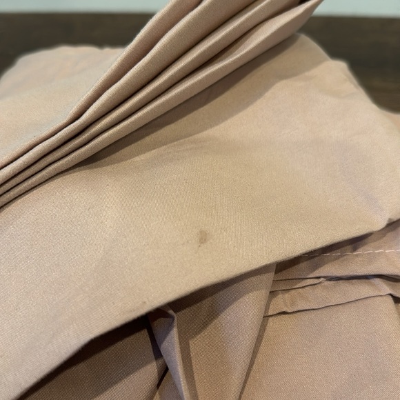 Pink Twin Sheets - Picture 2 of 2